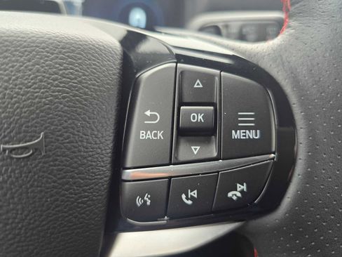 Used 2025 Ford Explorer ST image 36