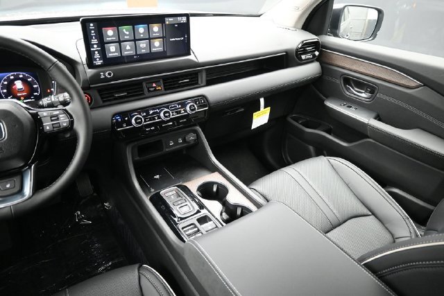 New 2026 Honda Pilot Elite image 10