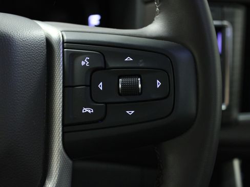 Used 2024 GMC Yukon XL Denali AWD/4WD image 22