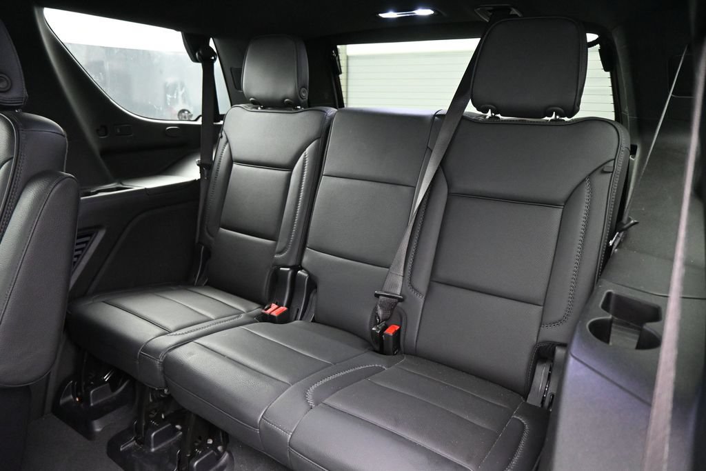 Used 2025 GMC Yukon Denali AWD/4WD image 26