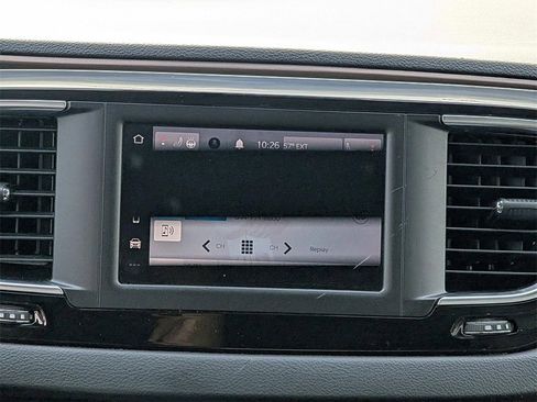 Used 2023 Chrysler Voyager LX image 16