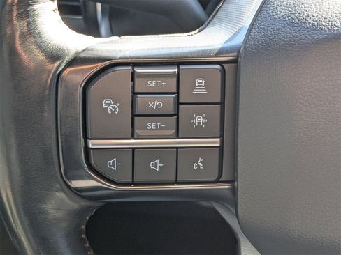 Used 2023 Ford F350 Platinum w/ FX4 Off-Road Package image 28