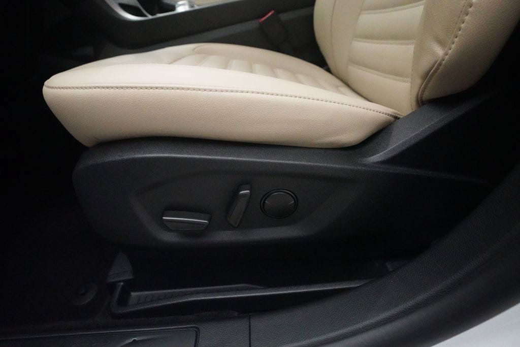 Used 2024 Ford Edge SEL w/ Convenience Package AWD/4WD image 31