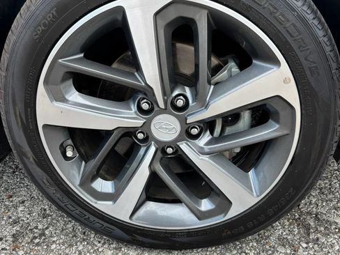 Used 2019 Hyundai Kona Ultimate FWD image 25