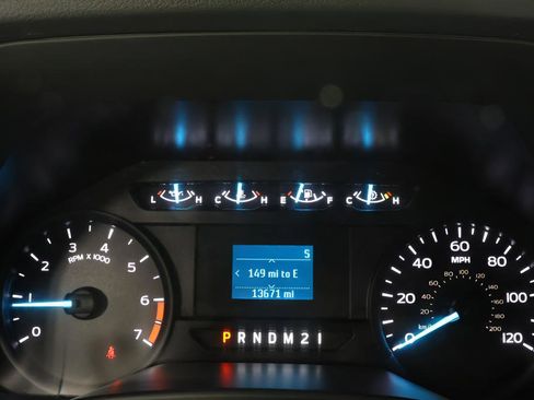 Used 2021 Ford F250 XL w/ Power Equipment Group image 13