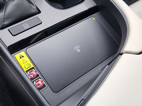 Used 2025 Lexus ES 350 w/ Premium Package image 15