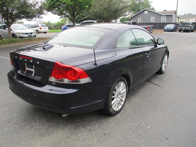 Used 2009 Volvo C70 T5 FWD image 23