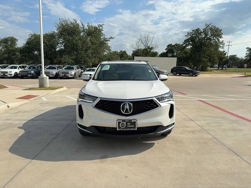Used 2024 Acura RDX SH-AWD image 9