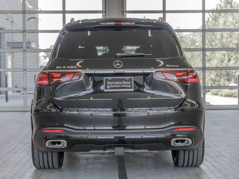 New 2026 Mercedes-Benz GLS 580 4MATIC image 14
