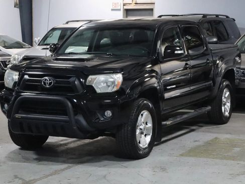 Used 2013 Toyota Tacoma PreRunner w/ TRD Sport Pkg image 1