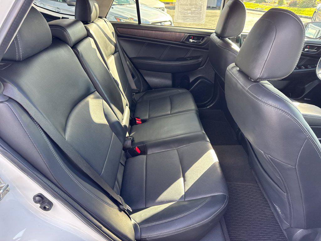 Used 2019 Subaru Outback 3.6R Limited w/ Popular Package #2 AWD/4WD image 33