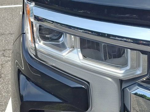 Certified 2023 Chevrolet Silverado 1500 LT AWD/4WD image 4