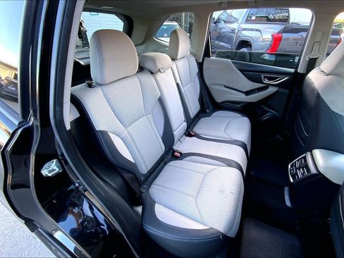 Used 2019 Subaru Forester Premium image 20