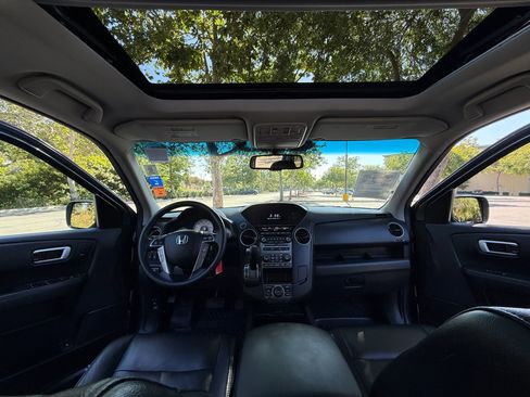 Used 2012 Honda Pilot Touring image 18