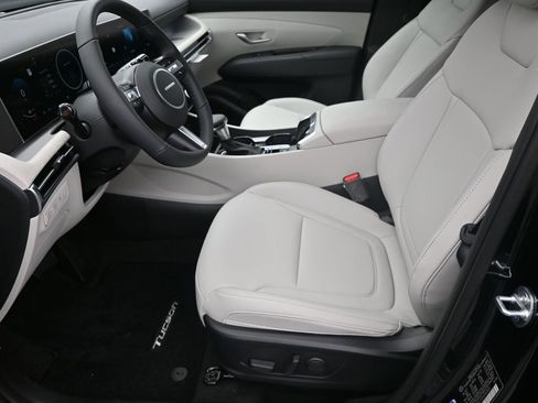 Used 2025 Hyundai Tucson SEL image 9