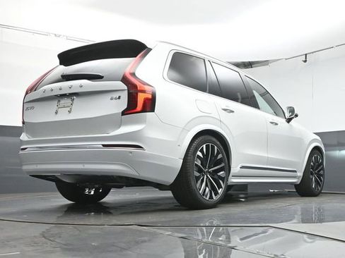 New 2026 Volvo XC90 B6 Ultra w/ Protection Package Premier image 39
