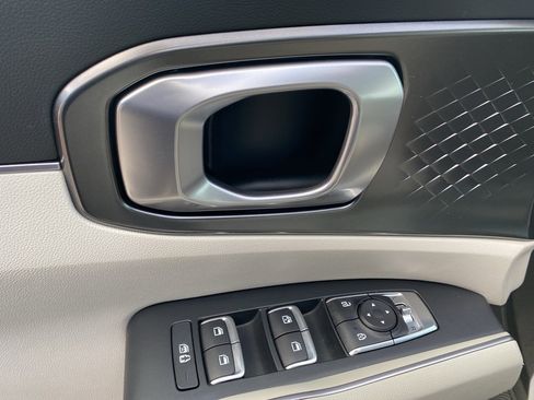 Used 2022 Kia Sorento EX w/ Panoramic Sunroof Package image 24