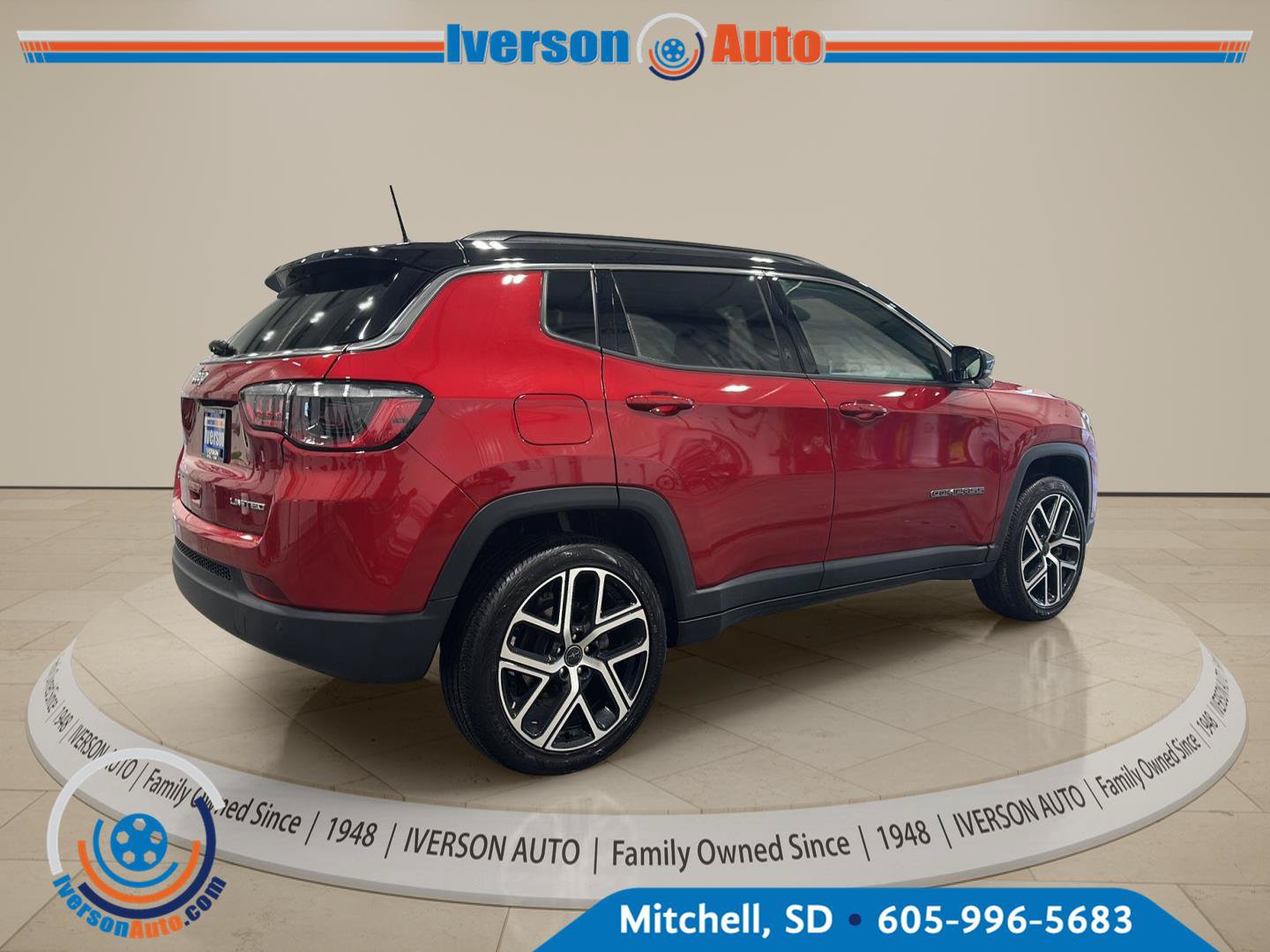 Used 2025 Jeep Compass Limited AWD/4WD image 7