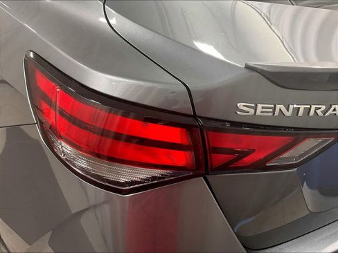 Used 2022 Nissan Sentra SV w/ Trunk Package image 33