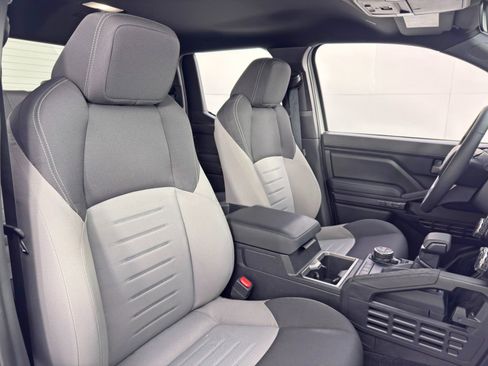 Used 2024 Toyota Tacoma TRD Off-Road image 35