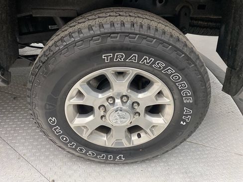 Used 2024 RAM 2500 Laramie AWD/4WD image 10