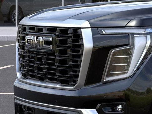 New 2026 GMC Yukon XL Denali AWD/4WD image 13