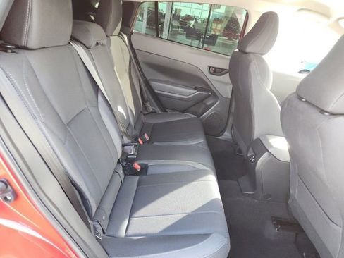 Used 2025 Subaru Crosstrek 2.0i Premium image 24