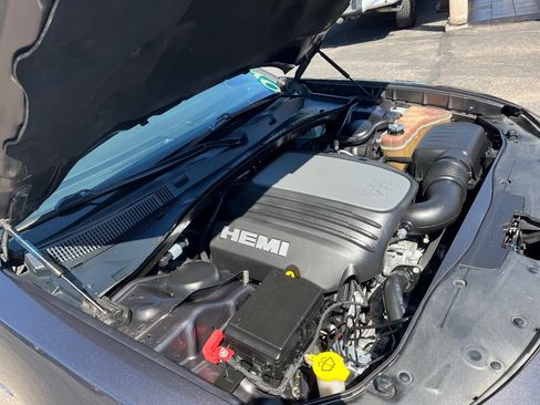 Used 2019 Dodge Charger R/T RWD image 38