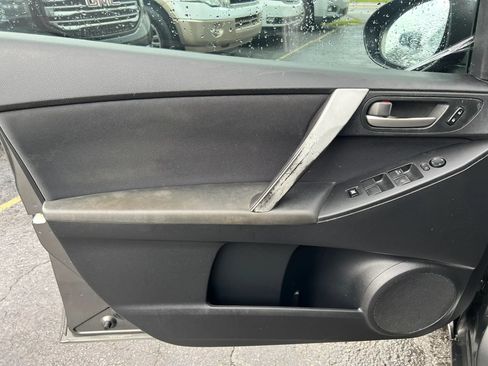Used 2010 MAZDA MAZDA3 s Sport FWD image 9