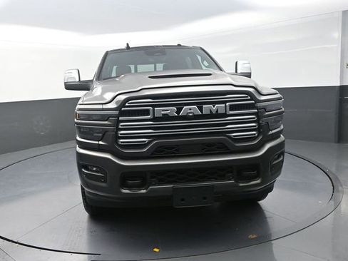 New 2026 RAM 2500 Laramie w/ Sport Appearance Package AWD/4WD image 5