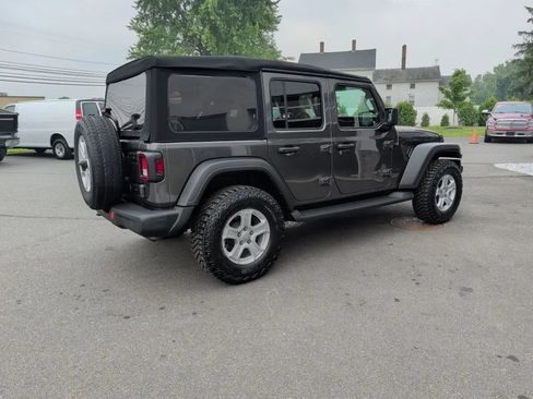 Used 2022 Jeep Wrangler Unlimited Sport AWD/4WD image 23