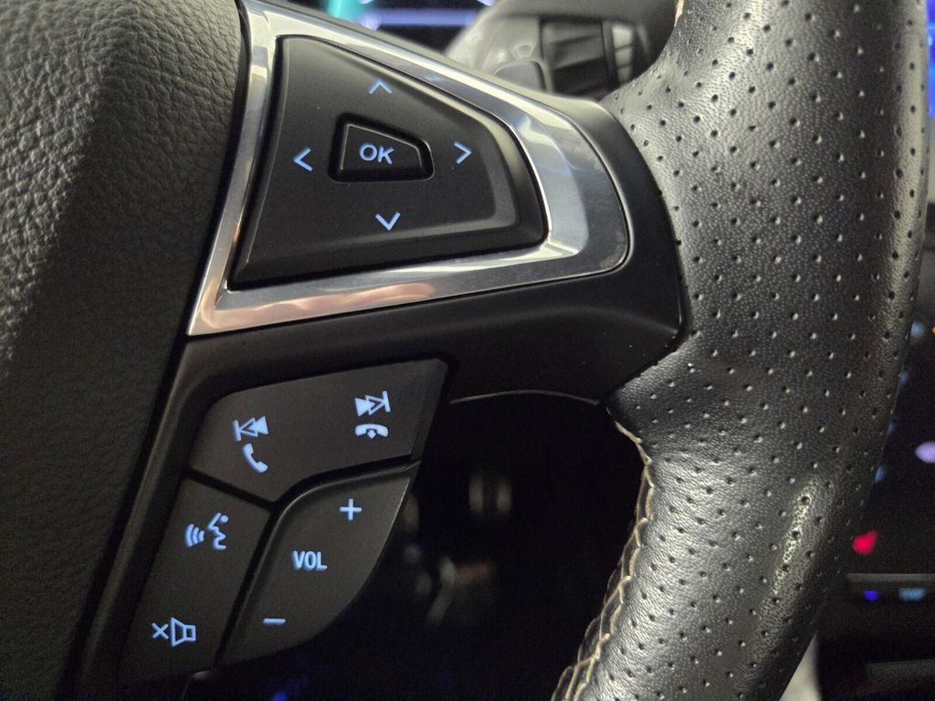 Used 2020 Ford Edge ST AWD/4WD image 16