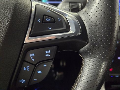 Used 2020 Ford Edge ST AWD/4WD image 16
