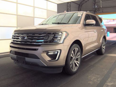 Used 2020 Ford Expedition Limited w/ Equipment Group 302A RWD image 3
