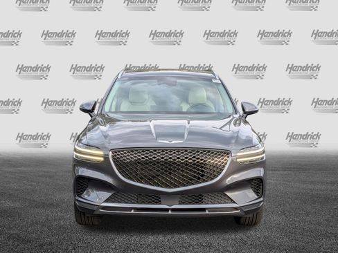 Used 2022 Genesis GV70 2.5T w/ Select Package AWD/4WD image 3