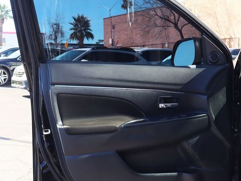 Used 2022 Mitsubishi Outlander Sport ES image 36