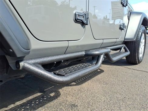 Certified 2021 Jeep Wrangler Unlimited Sport w/ Sun And Sound Package image 11