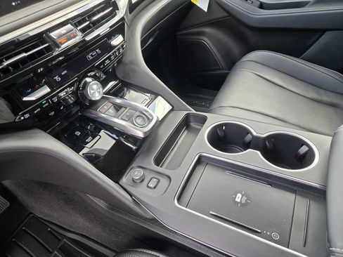 Certified 2026 Acura MDX FWD w/ Technology Package image 18