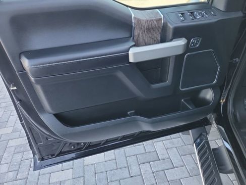 Used 2017 Ford F450 Lariat w/ Lariat Ultimate Package image 22