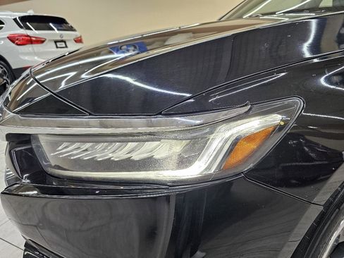 Used 2021 Honda Accord EX image 10