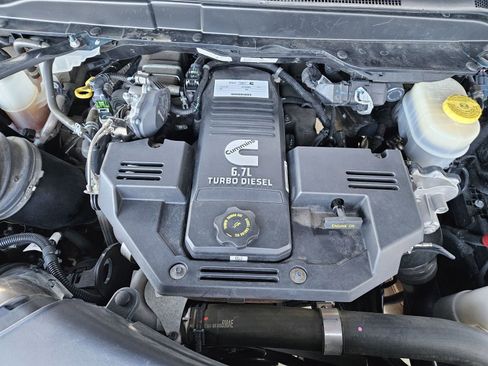 Used 2019 RAM 3500 Limited image 35