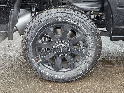 New 2026 RAM 2500 Laramie w/ Night Edition AWD/4WD image 9