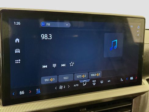 Used 2025 Ford Explorer Platinum w/ LUX Leather Package image 21