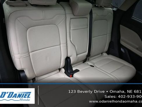 Used 2025 Lincoln Corsair Grand Touring AWD/4WD image 40
