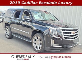 Used 2019 Cadillac Escalade Luxury AWD/4WD video 1
