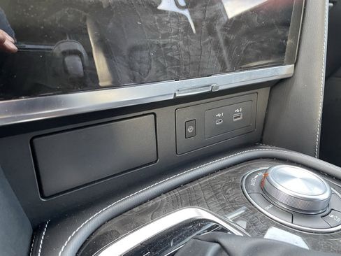 Used 2023 INFINITI QX80 Sensory w/ Cargo Package image 19