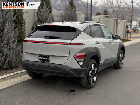Used 2025 Hyundai Kona SEL image 9