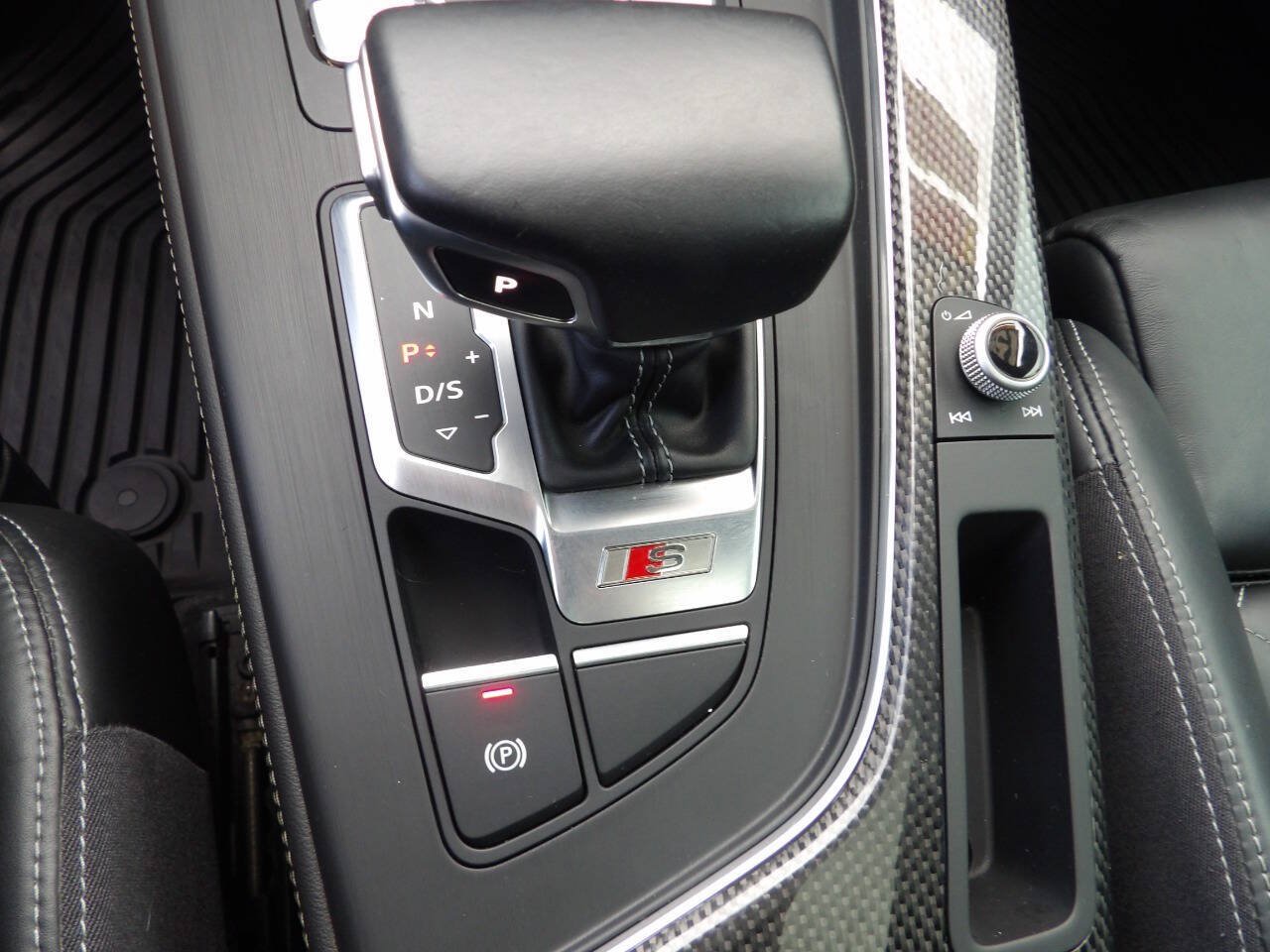 Used 2018 Audi S5 Premium Plus w/ Navigation Package AWD/4WD image 16