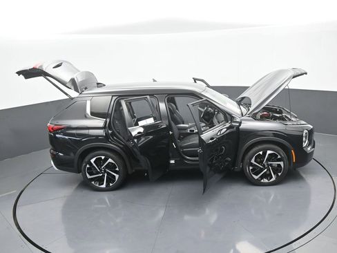 Used 2022 Mitsubishi Outlander SE image 76