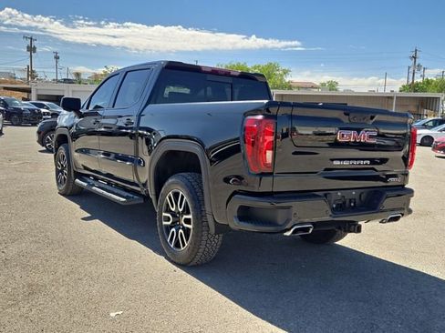 Used 2023 GMC Sierra 1500 AT4 w/ Technology Package AWD/4WD image 2